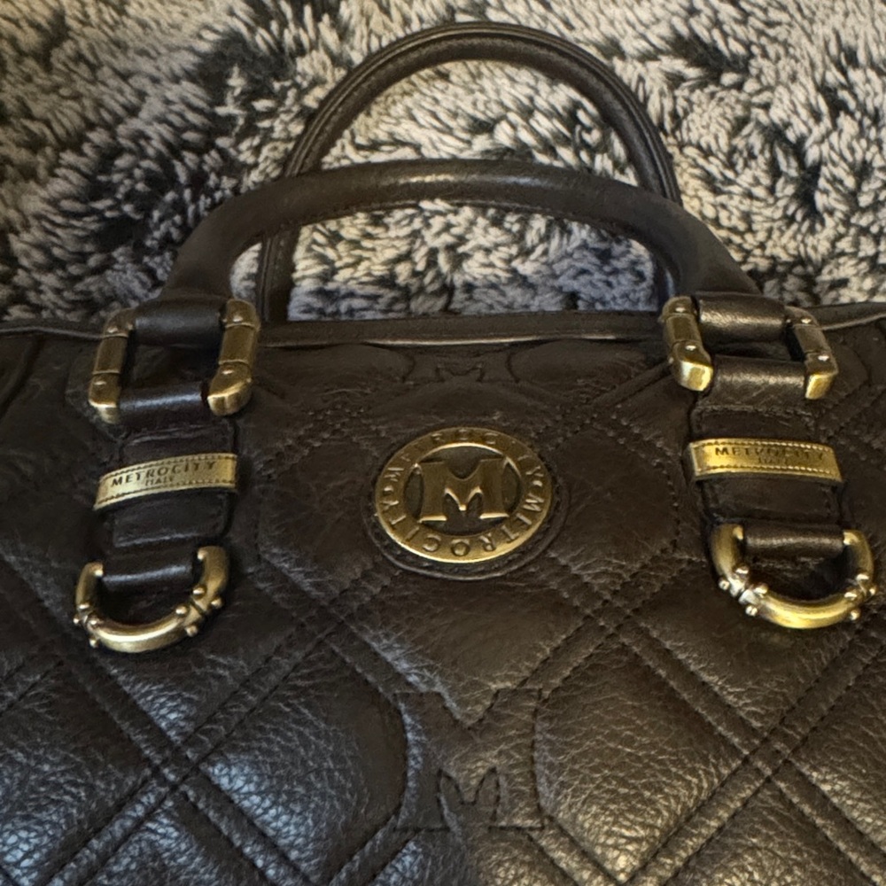 Metrocity Quilted Brown Leather Satchel - Picture 3 of 16